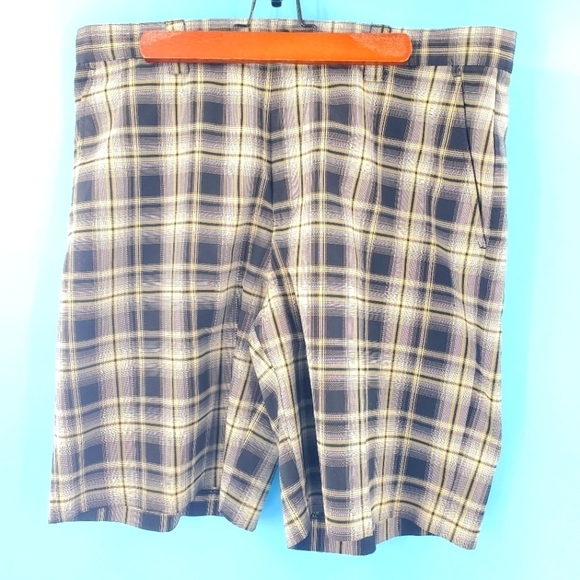 Izod plaid shorts Perform X 36 - Picture 1 of 13